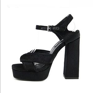 𝅺DESIGN LAB Black Velvet platform shoes stacked heel size 7